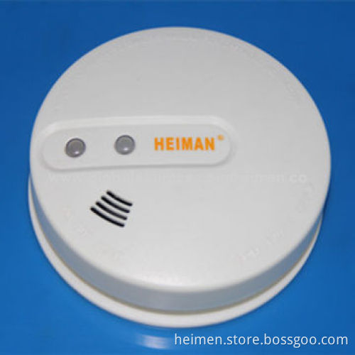 Wireless Photoelectric Smoke Detector/Alarm with 9V batteryNew